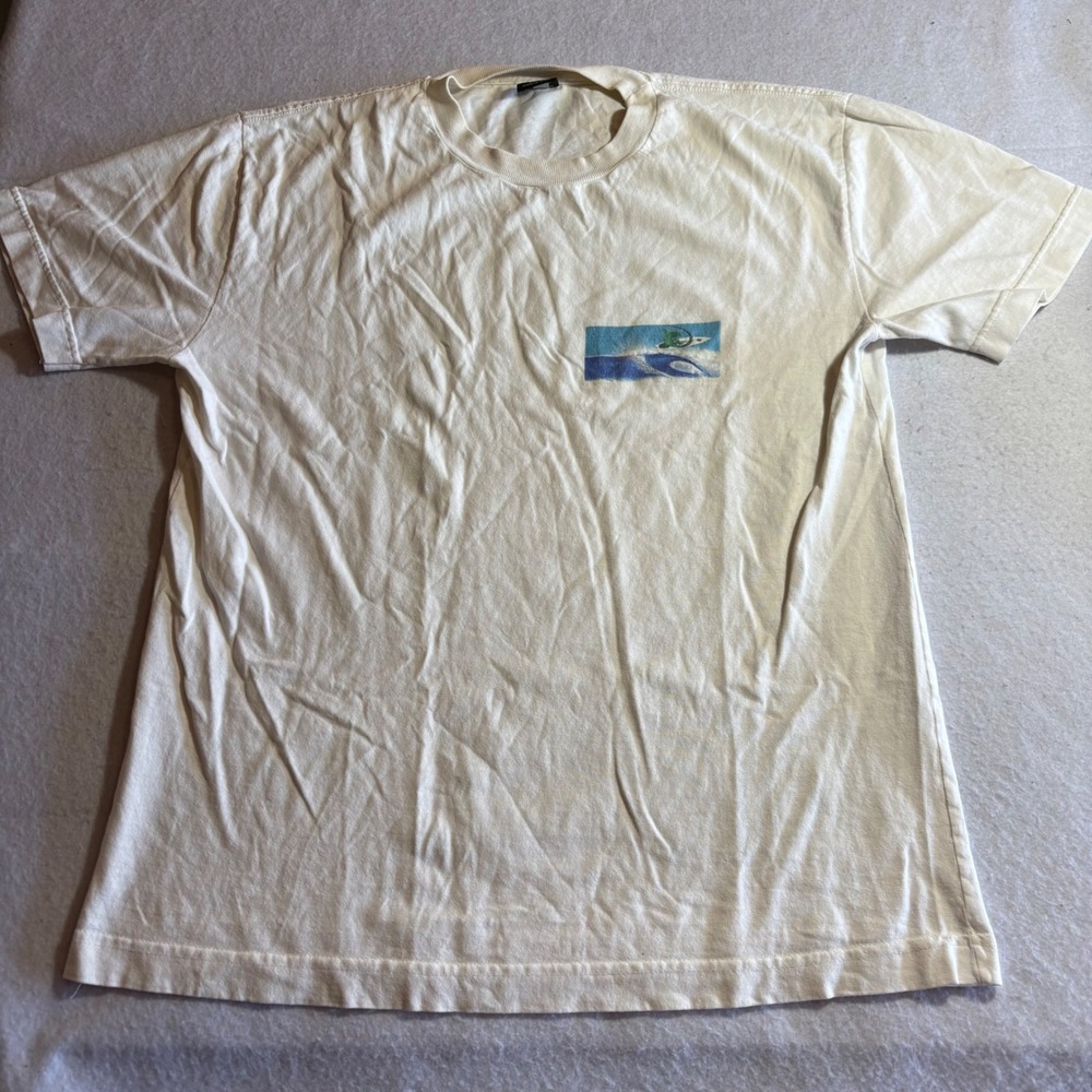 Y2K Planeta Vida Costa Rica Iguana Surfing Graphic T Shirt Men Size L‎ Beige